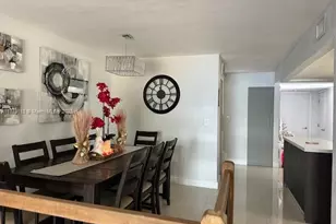 8920 Palm Tree Ln, Pembroke Pines, FL 33024 - Photo 20