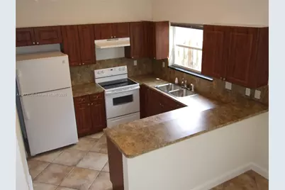 14082 SW 50th Ct, Miramar, FL 33027 - Photo 2