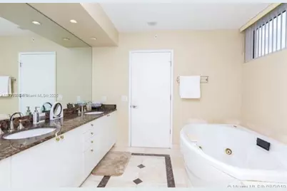 17555 Collins Ave #1004, Sunny Isles Beach, FL 33160 - Photo 22
