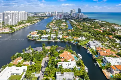455 Centre Is, Golden Beach, FL 33160 - Photo 6