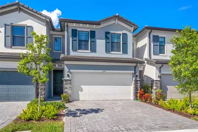 2193 Appleton Circle, Oakland Park, FL 33309 - Photo 2