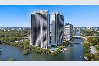 16385 Biscayne Blvd #1019, North Miami Beach, FL 33160 - Photo 1