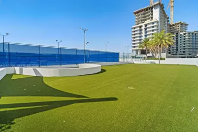 16385 Biscayne Blvd #1019, North Miami Beach, FL 33160 - Photo 46