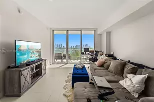 16385 Biscayne Blvd, North Miami Beach, FL 33160 - Photo 2