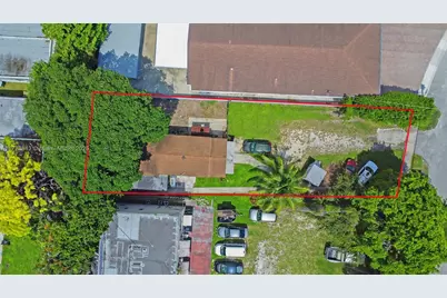 460 NW 23rd Ct, Miami, FL 33125 - Photo 4