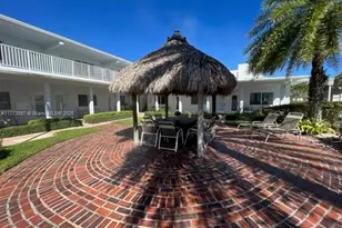 4228 N Ocean Dr, Lauderdale by the Sea, FL 33308 - Photo 32