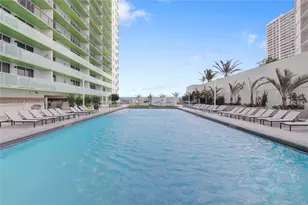 1756 N Bayshore Dr, Miami, FL 33132 - Photo 32