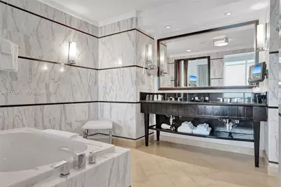 4391 Collins Ave #913/914, Miami Beach, FL 33140 - Photo 30