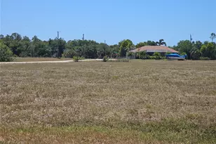 4134 NW 39th Pl, Cape Coral, FL 33993 - Photo 4