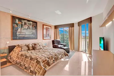 2000 Island Blvd #503, Aventura, FL 33160 - Photo 8