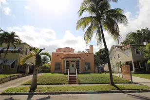 870 NW 14th Ct, Miami, FL 33125 - Photo 2