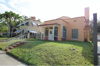870 NW 14th Ct, Miami, FL 33125 - Photo 4
