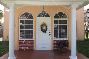 870 NW 14th Ct, Miami, FL 33125 - Photo 6