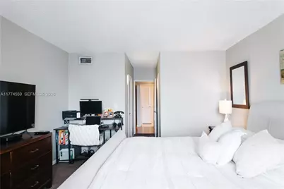19390 Collins Ave #1614, Sunny Isles Beach, FL 33160 - Photo 12