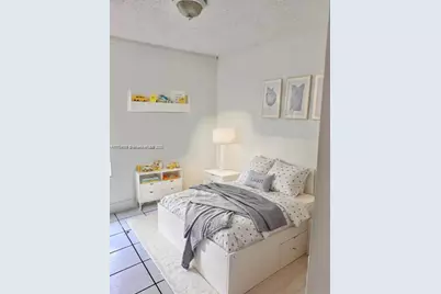 9678 Fontainebleau Blvd #111, Miami, FL 33172 - Photo 6