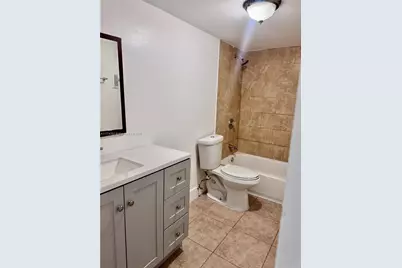 9678 Fontainebleau Blvd #111, Miami, FL 33172 - Photo 10