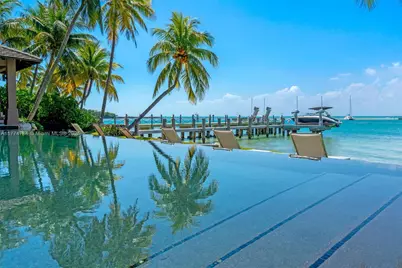 9 Harbor Pt, Key Biscayne, FL 33149 - Photo 24