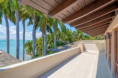 9 Harbor Pt, Key Biscayne, FL 33149 - Photo 64