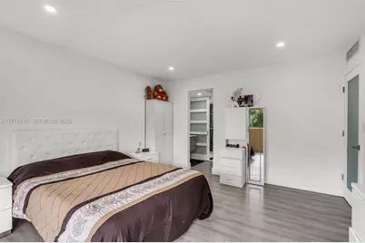 8775 Park Blvd #111, Miami, FL 33172 - Photo 16