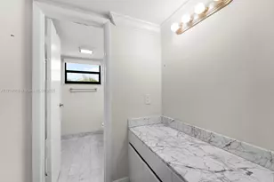 2301 S Ocean Dr, Hollywood, FL 33019 - Photo 16