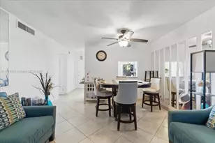 219 NE 14th Ave, Hallandale Beach, FL 33009 - Photo 2