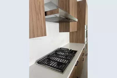 5725 W Ashwood, Hollywood, FL 33312 - Photo 12