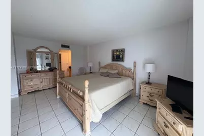 3625 N Country Club Dr #PH-4, Aventura, FL 33180 - Photo 18