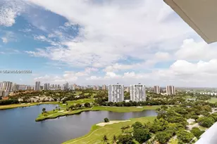 3625 N Country Club Dr, Aventura, FL 33180 - Photo 10