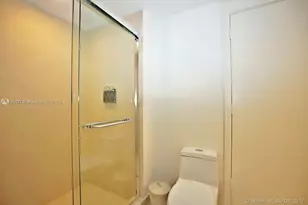 4111 S Ocean Dr, Hollywood, FL 33019 - Photo 26