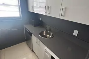 1604 Drexel Ave, Miami Beach, FL 33139 - Photo 4