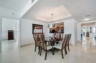 1331 Brickell Bay Dr, Miami, FL 33131 - Photo 6