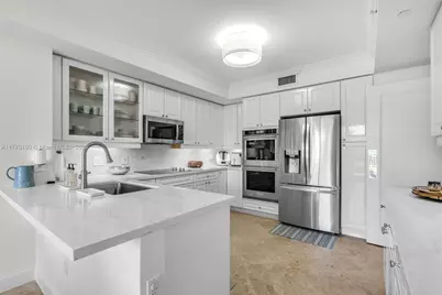 765 Crandon Blvd #202, Key Biscayne, FL 33149 - Photo 6