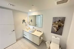 2602 E Hallandale Beach Blvd, Hallandale Beach, FL 33009 - Photo 18