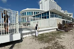 5445 Collins Ave, Miami Beach, FL 33140 - Photo 34