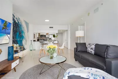 1750 N Bayshore Dr #5203, Miami, FL 33132 - Photo 2