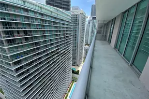 79 SW 12th St, Miami, FL 33130 - Photo 12