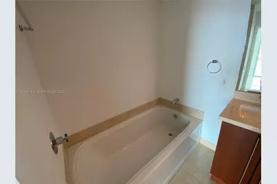 79 SW 12 St #3810-S, Miami, FL 33130 - Photo 4