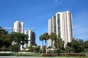 20335 W Country Club Dr, Aventura, FL 33180 - Photo 16