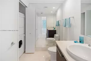 17121 Collins Ave, Sunny Isles Beach, FL 33160 - Photo 14