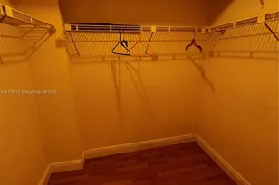 447 NE 195th St, Miami, FL 33179 - Photo 6