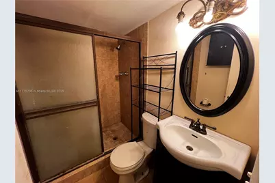 447 NE 195th St #309, Miami, FL 33179 - Photo 4