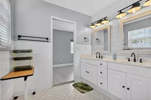 217 SE 5th St, Dania Beach, FL 33004 - Photo 12