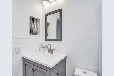 217 SE 5th St, Dania Beach, FL 33004 - Photo 18