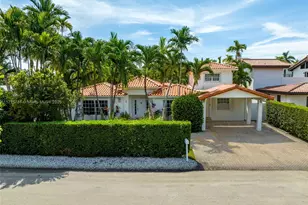250 Greenwood Dr, Key Biscayne, FL 33149 - Photo 1