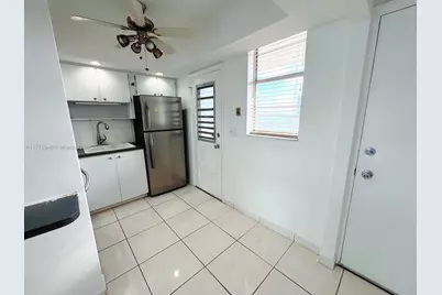 2903 Point East Dr #K411, Aventura, FL 33160 - Photo 6