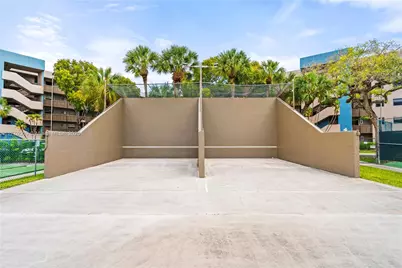 901 Colony Point Cir #503, Pembroke Pines, FL 33026 - Photo 38
