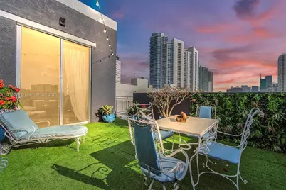 2275 Biscayne Blvd #PH205, Miami, FL 33137 - Photo 1