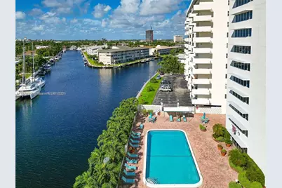 401 Golden Isles Dr #712, Hallandale Beach, FL 33009 - Photo 30