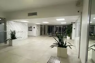 401 Golden Isles Dr, Hallandale Beach, FL 33009 - Photo 14