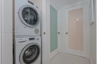 2301 Collins Ave #1424, Miami Beach, FL 33139 - Photo 14